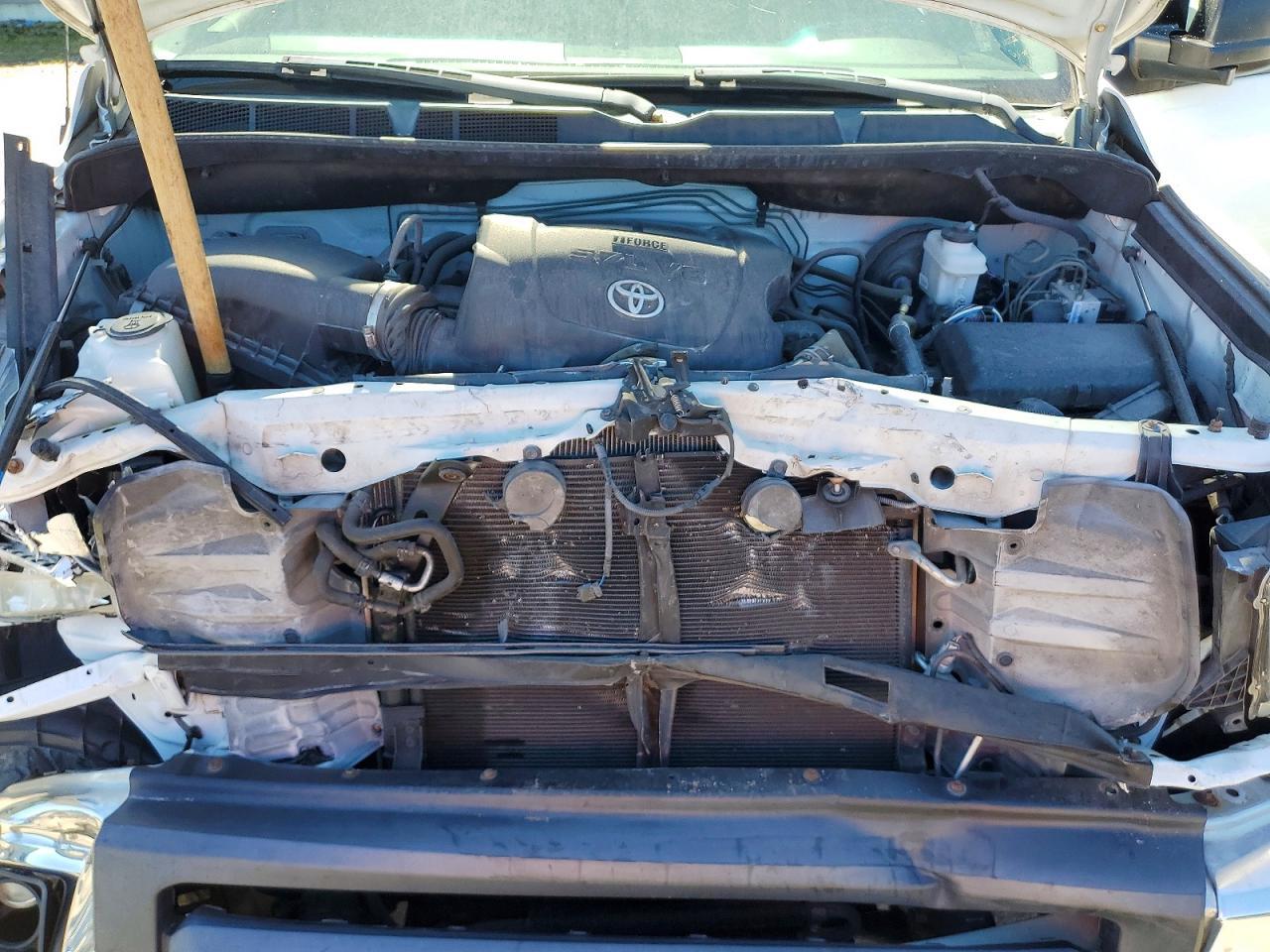 2015 Toyota Tundra Crewmax SR5