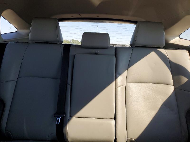 2022 Toyota Venza le