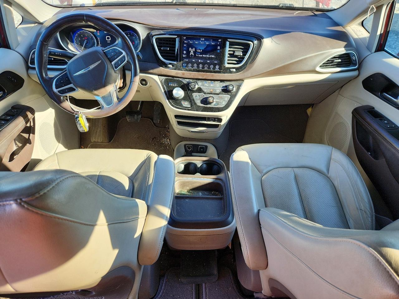 2020 Chrysler Pacifica Touring l