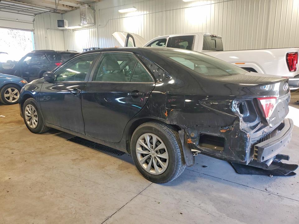2016 Toyota Camry le