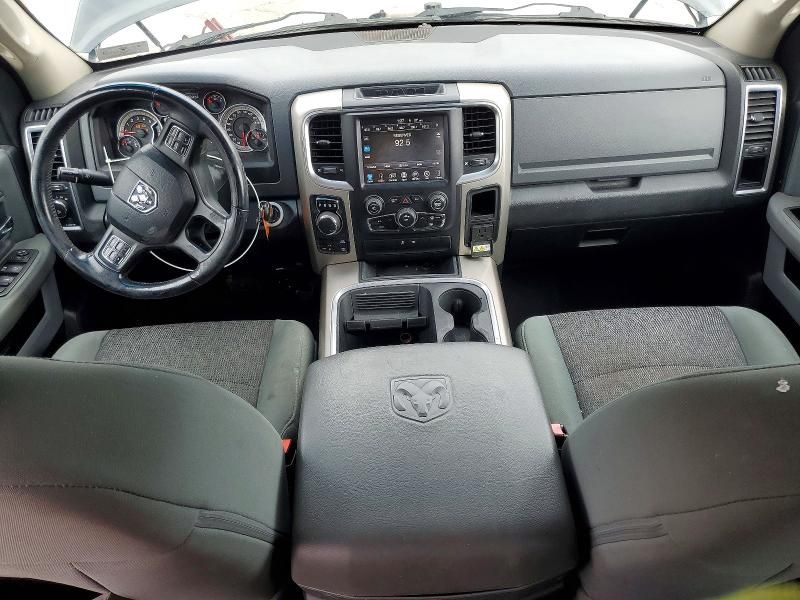 2015 Dodge Ram 1500 slt