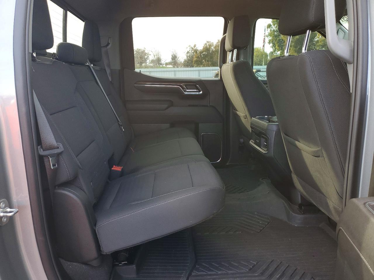 2024 Chevrolet Silverado K1500 RST