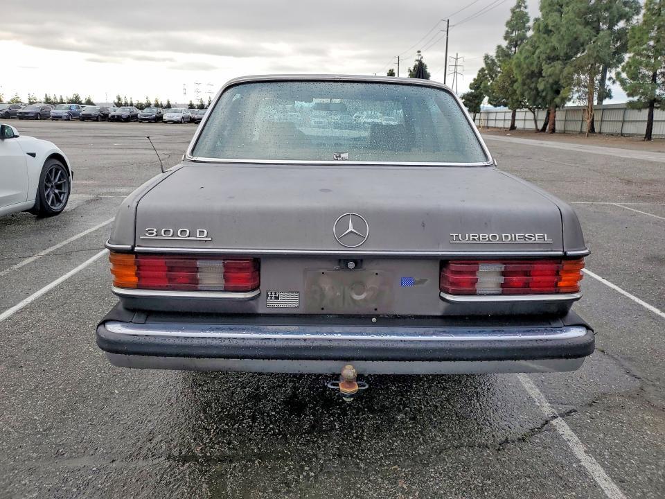 1982 Mercedes-Benz 300 dt