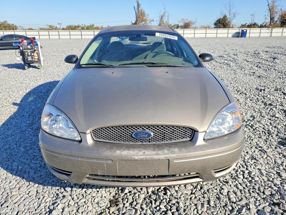 2007 Ford Taurus se