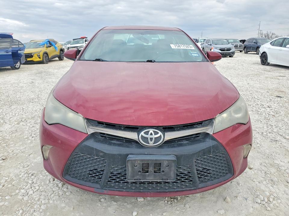 2015 Toyota Camry le