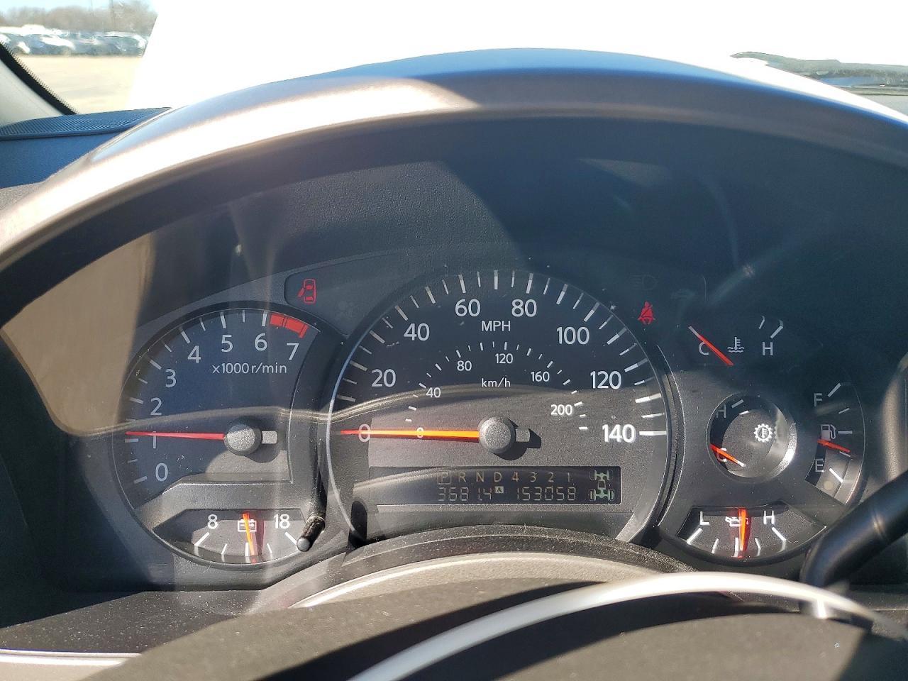 2004 Nissan Titan XE