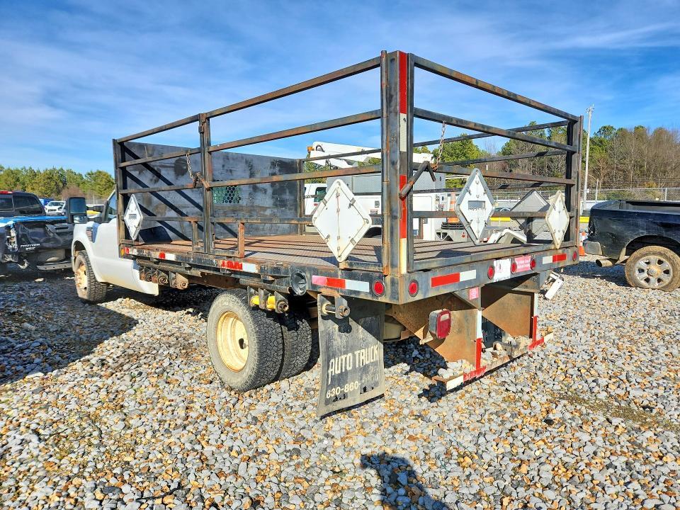 2010 Ford F350 Super Duty Flatbed Truck