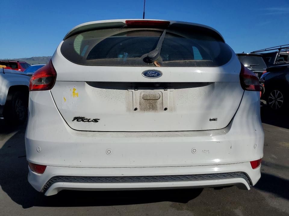 2015 Ford Focus se
