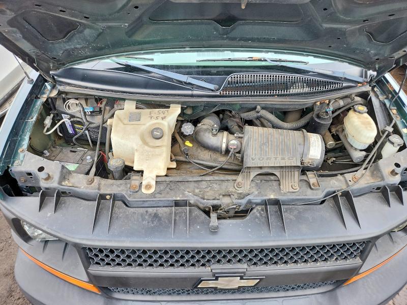 2004 Chevrolet Express G1500 Delivery van
