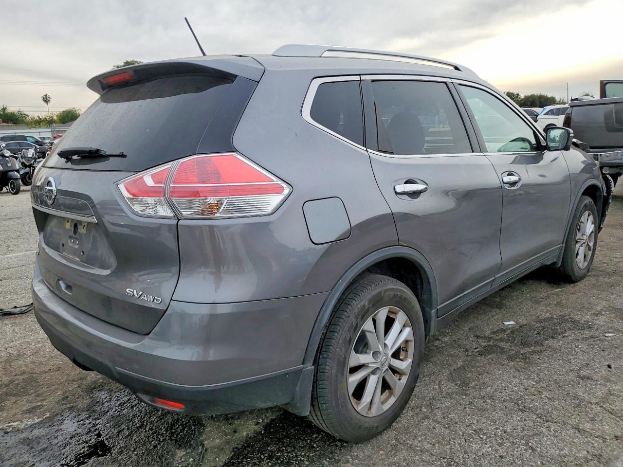2015 Nissan Rogue s
