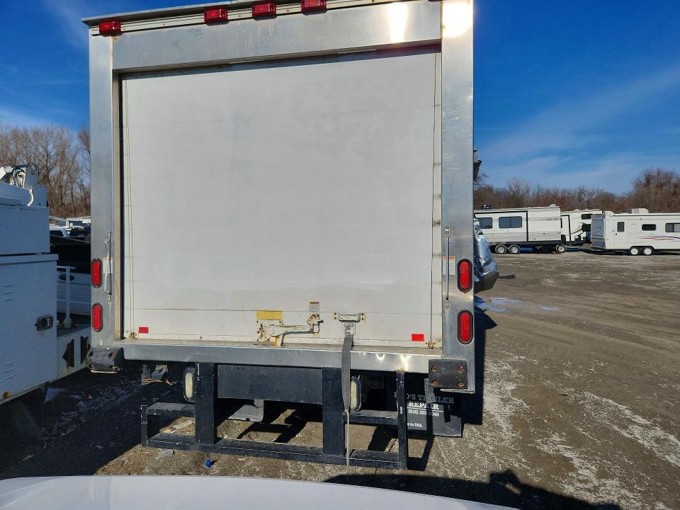 2010 Isuzu NPR