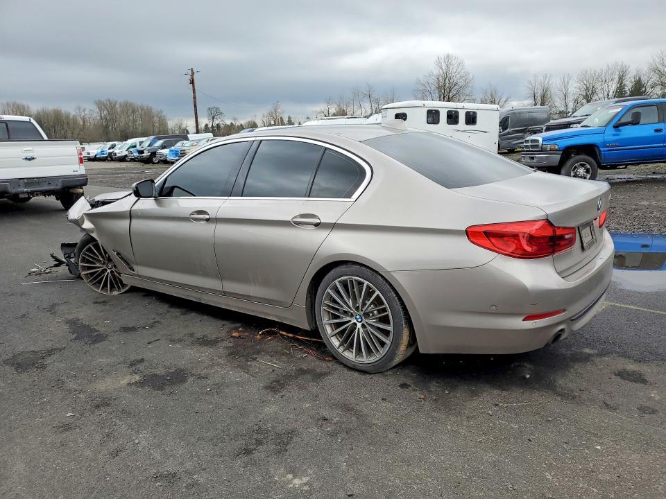 2019 BMW 530 i