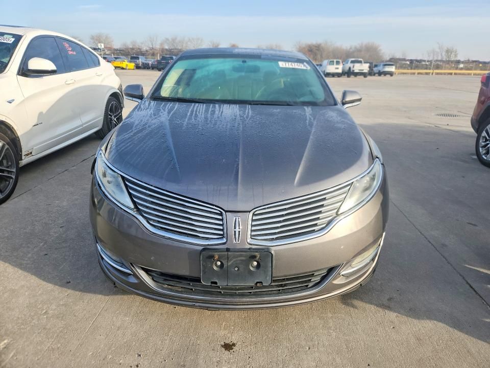 2014 Lincoln MKZ
