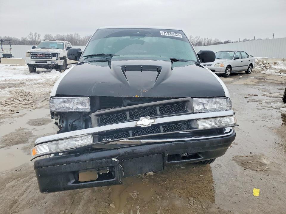 2002 Chevrolet S Truck S10