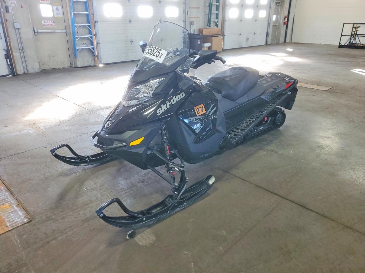 2016 Skidoo Renegade