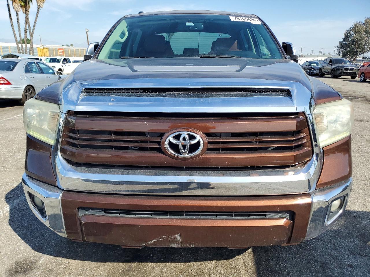 2014 Toyota Tundra Crewmax Platinum