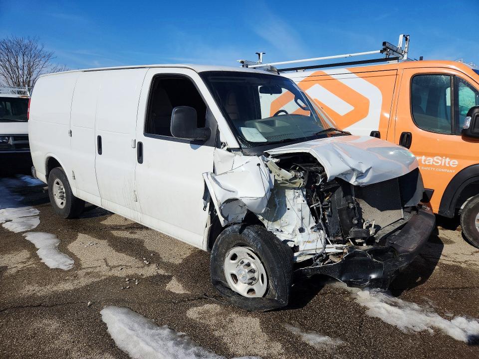 2021 Chev Express G2500