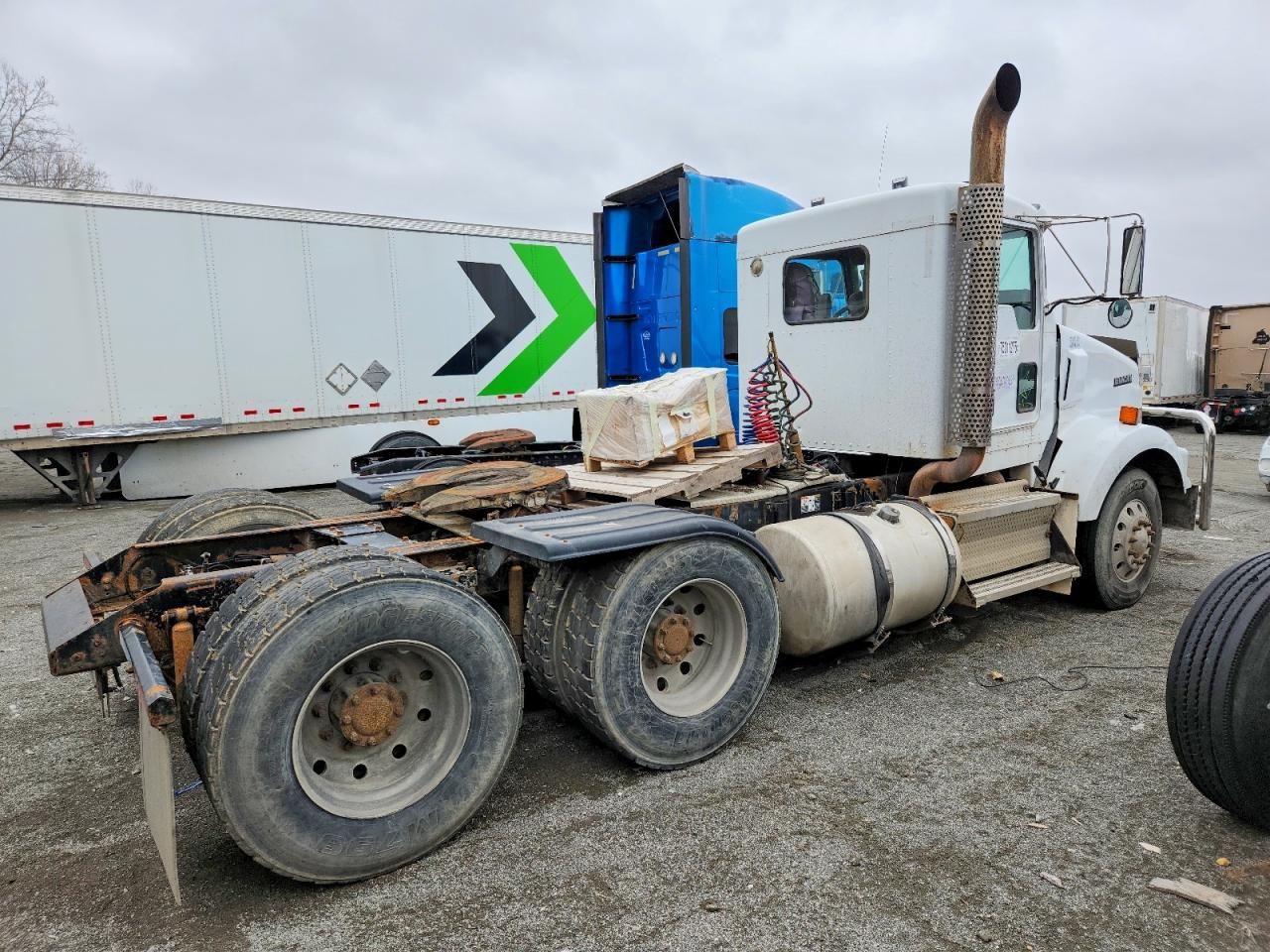 2009 Kenworth T880 Semi Truck
