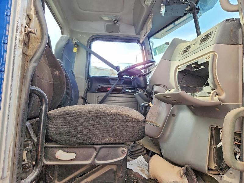 2016 Peterbilt 389 Semi Truck