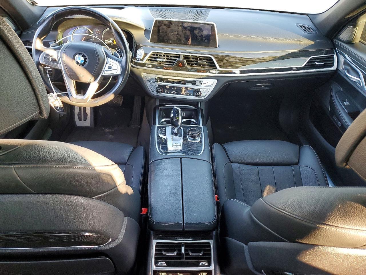 2017 BMW 740 xi