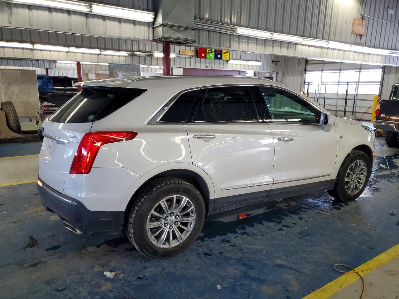 2017 Cadillac XT5 Luxury