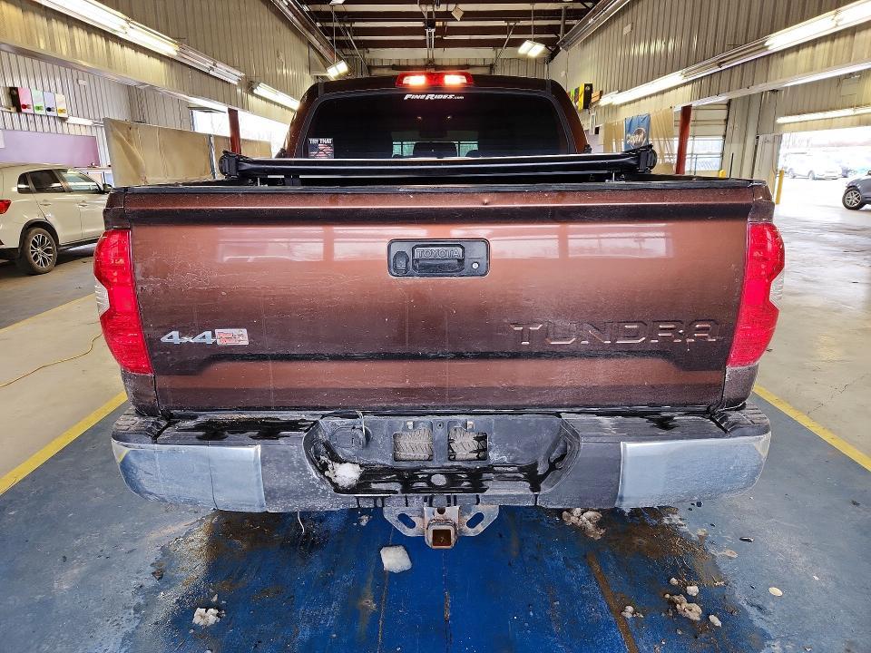 2016 Toyota Tundra SR5