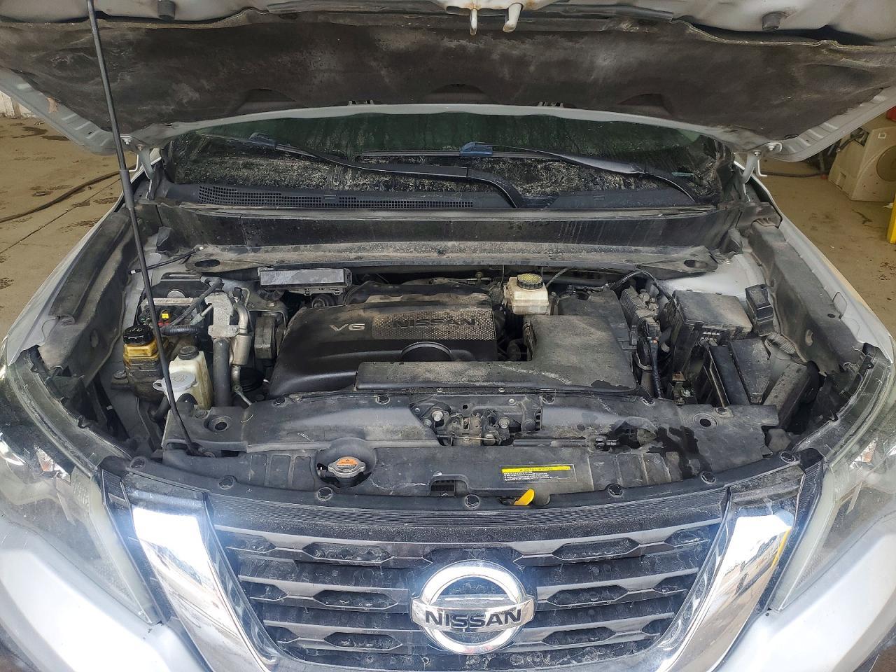 2019 Nissan Pathfinder s