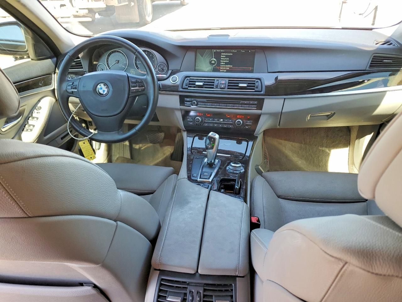 2011 BMW 550 i