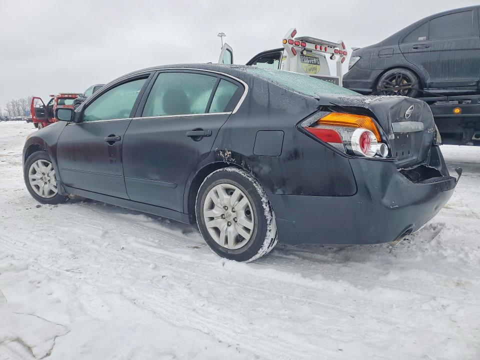 2010 Nissan Altima Base
