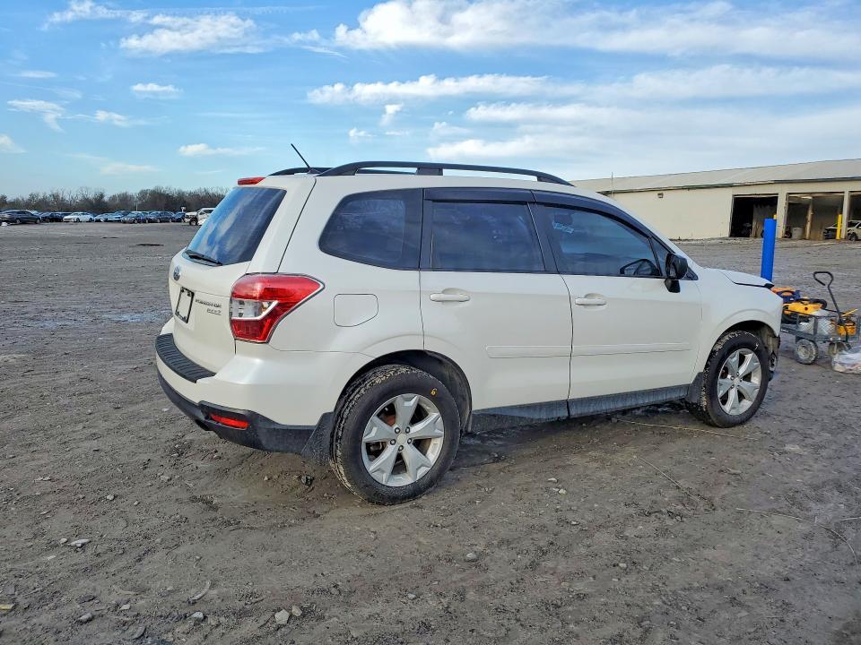 2015 Subaru Forester 2.5i