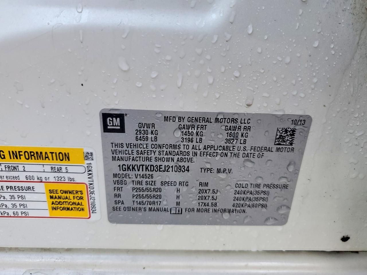 2014 GMC Acadia Denali