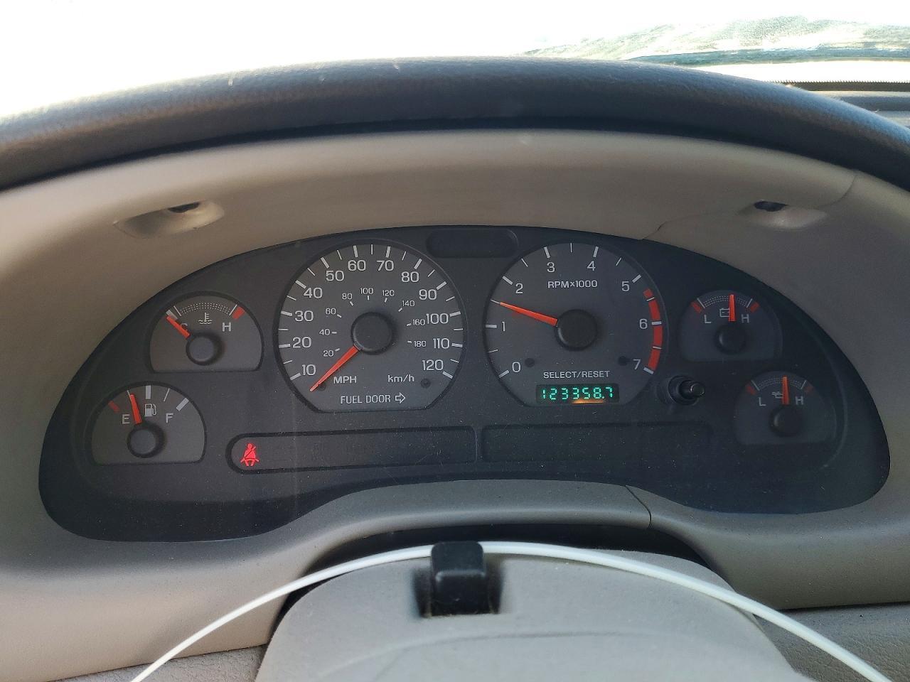 2000 Ford Mustang