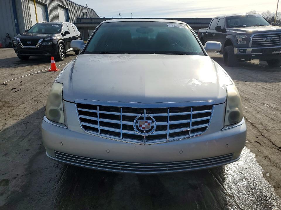 2011 Cadillac DTS