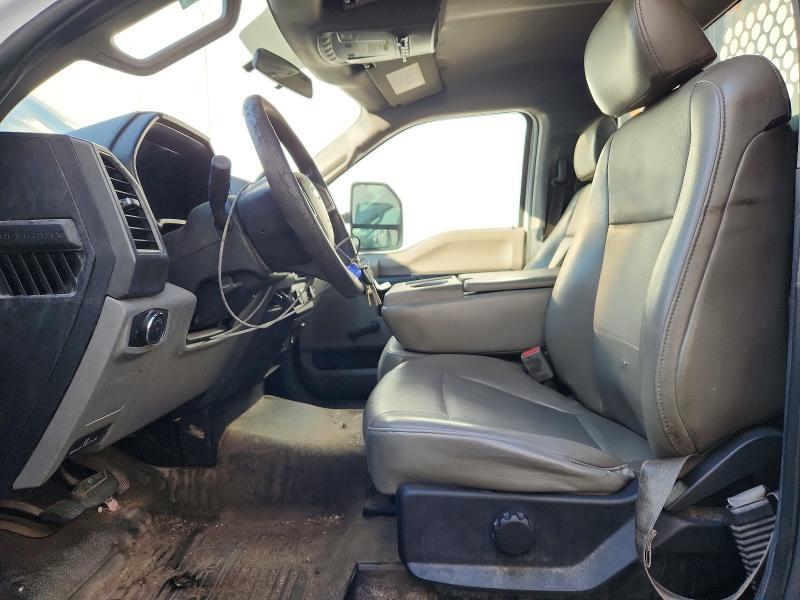 2017 Ford F450 Super Duty Flatbed Truck