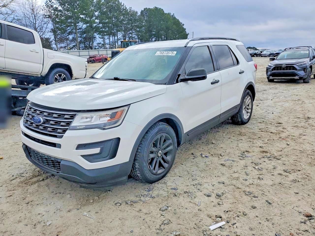 2016 Ford Explorer