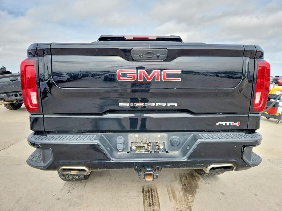 2021 GMC Sierra K1500 AT4