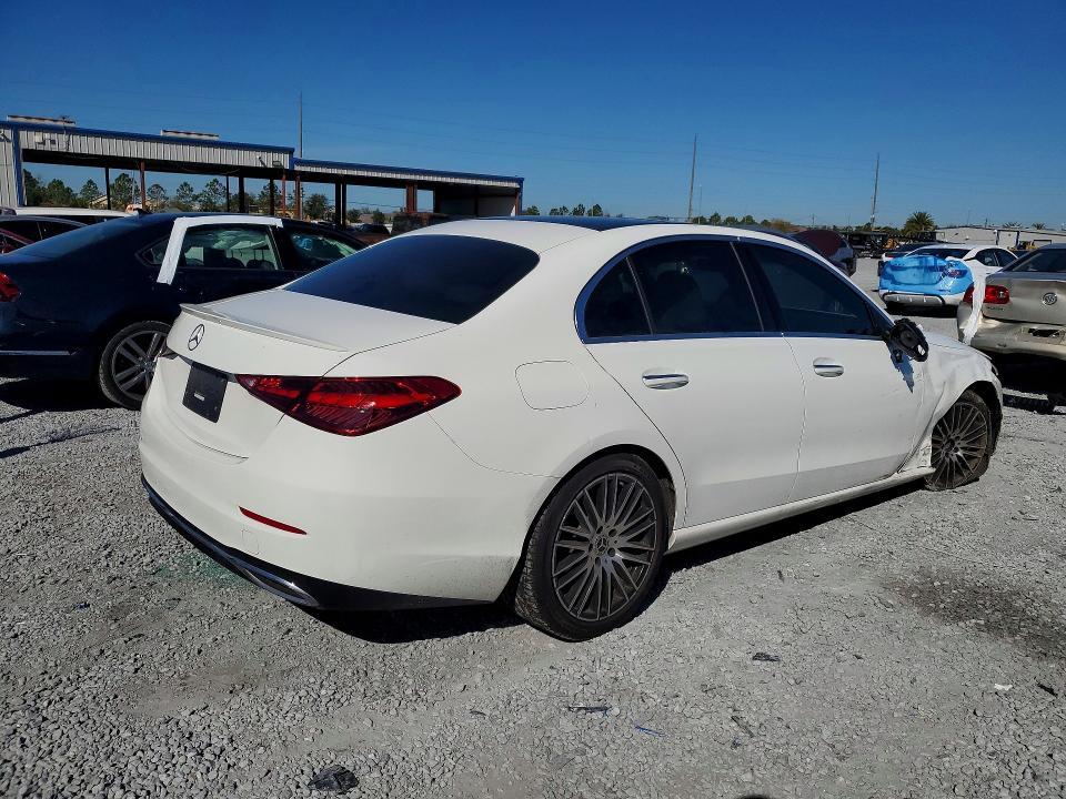2022 Mercedes-Benz C300