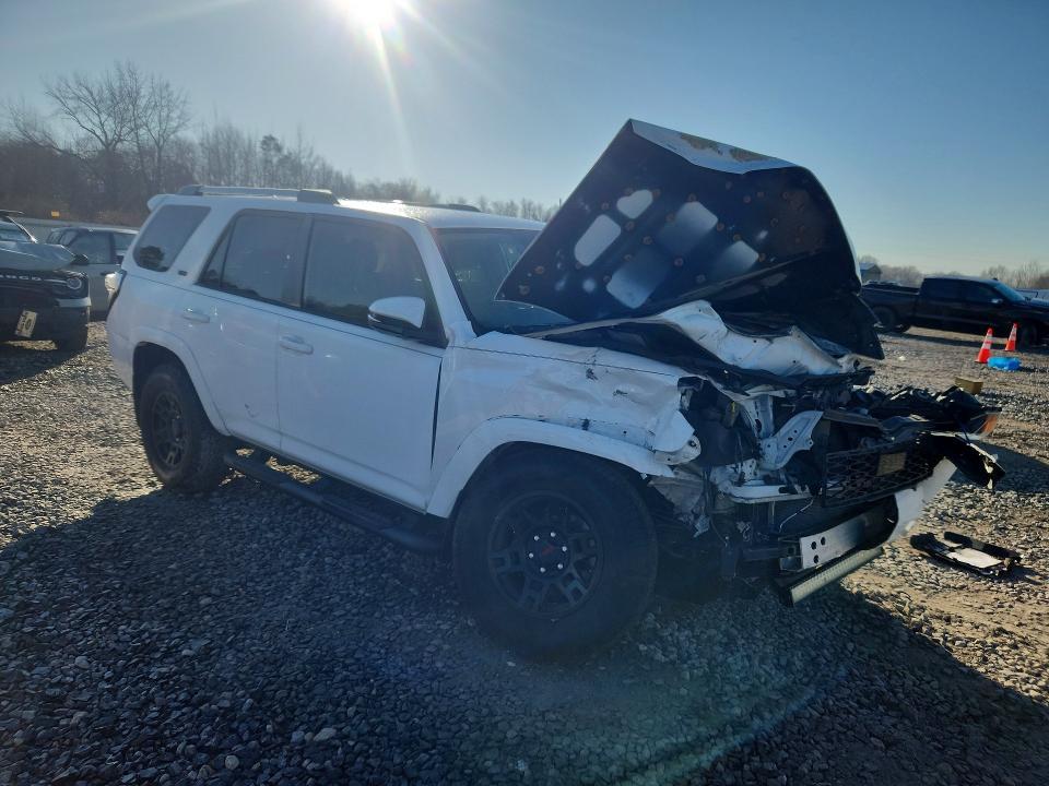 2020 Toyota 4runner SR5