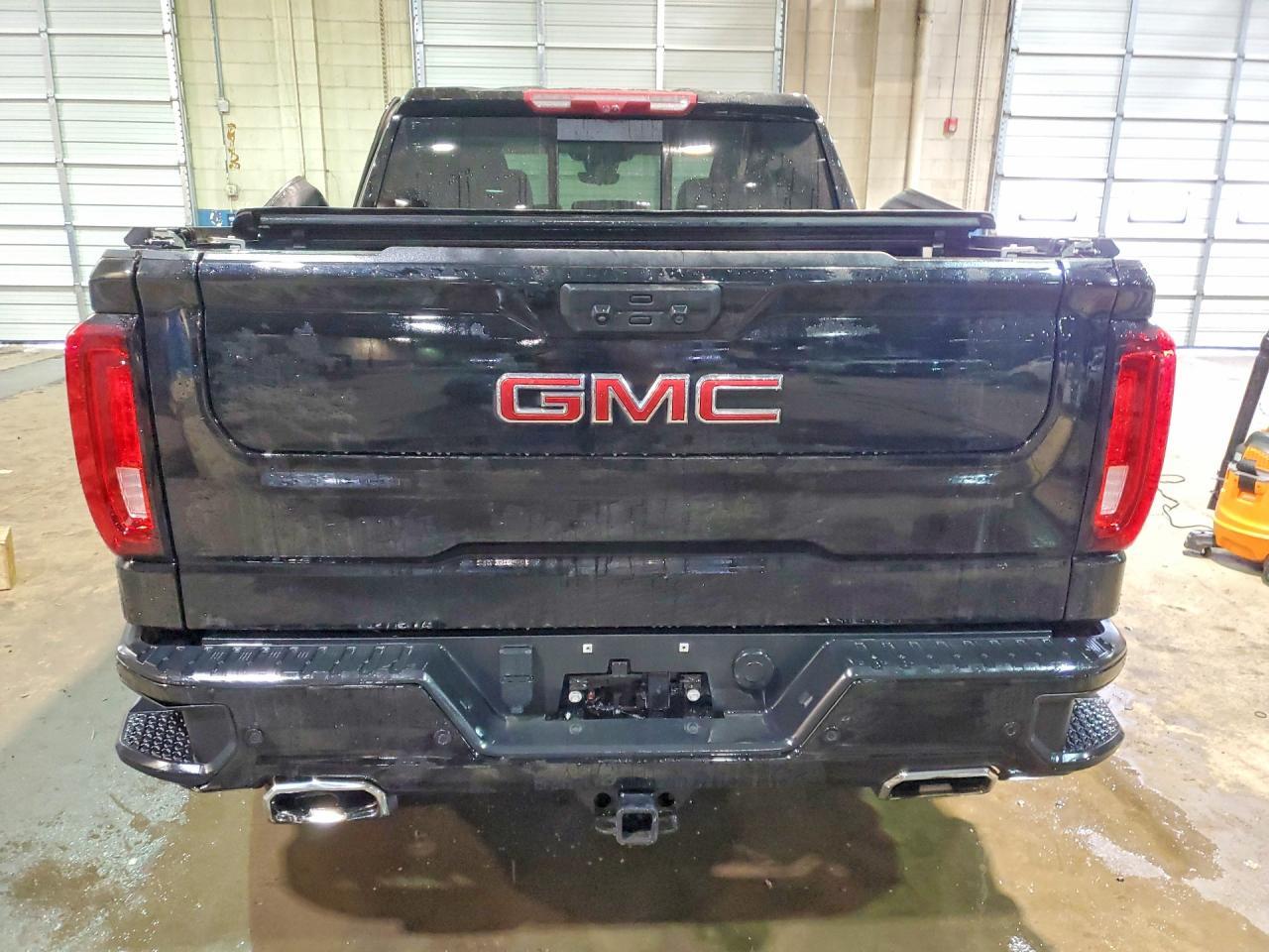 2024 GMC Sierra K1500 Denali