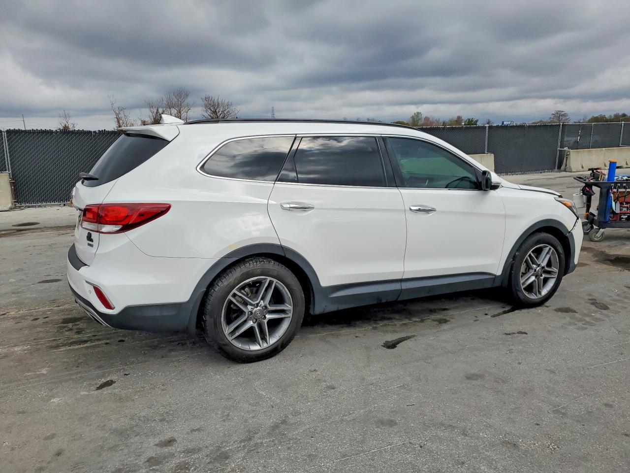 2017 Hyundai Santa fe se Ultimate