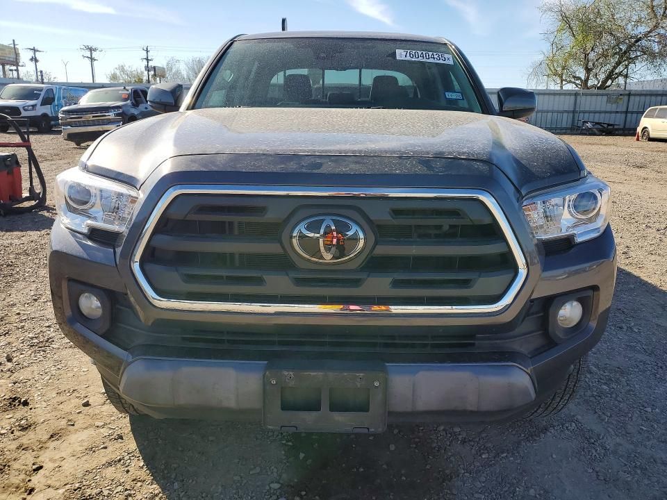 2018 Toyota Tacoma Double cab