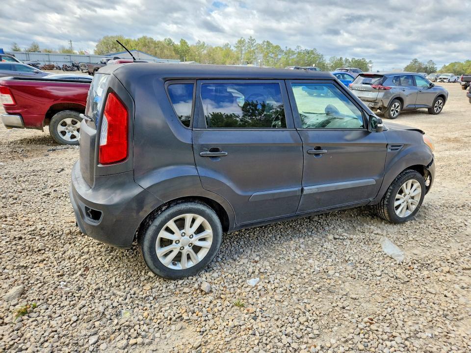 2012 KIA Soul +