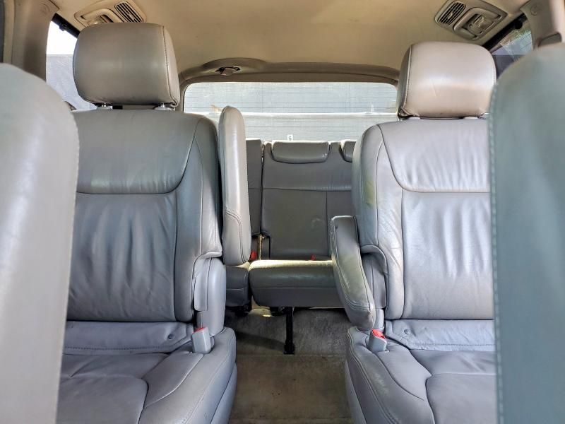 2005 Toyota Sienna xle