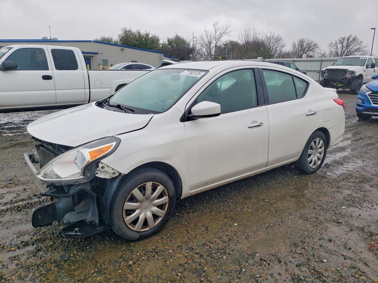 2019 Nissan Versa sv