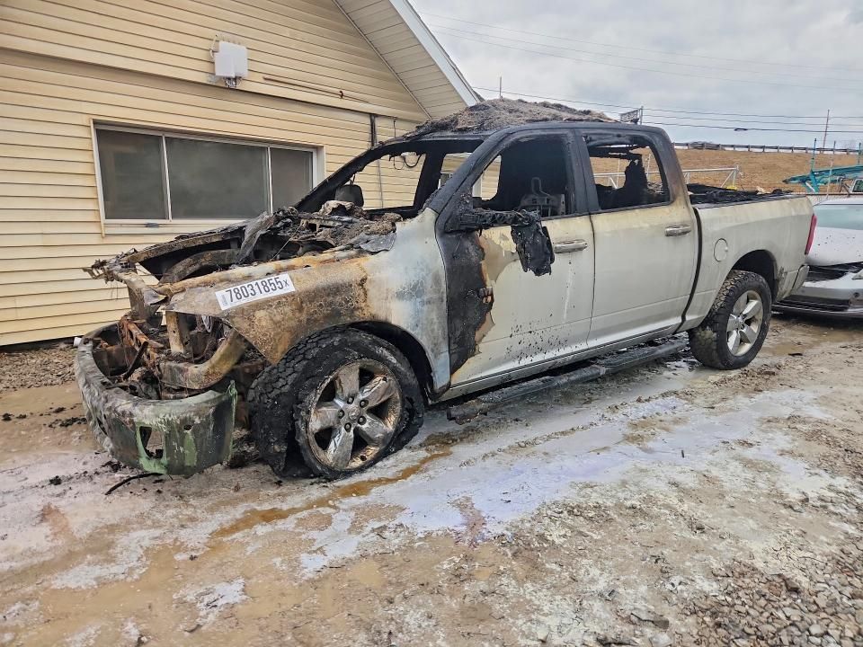 2015 Dodge Ram 1500 slt