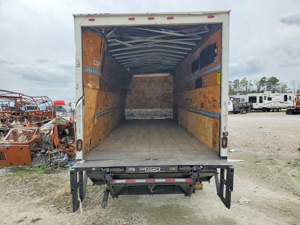 2017 International MA025 BOX Truck