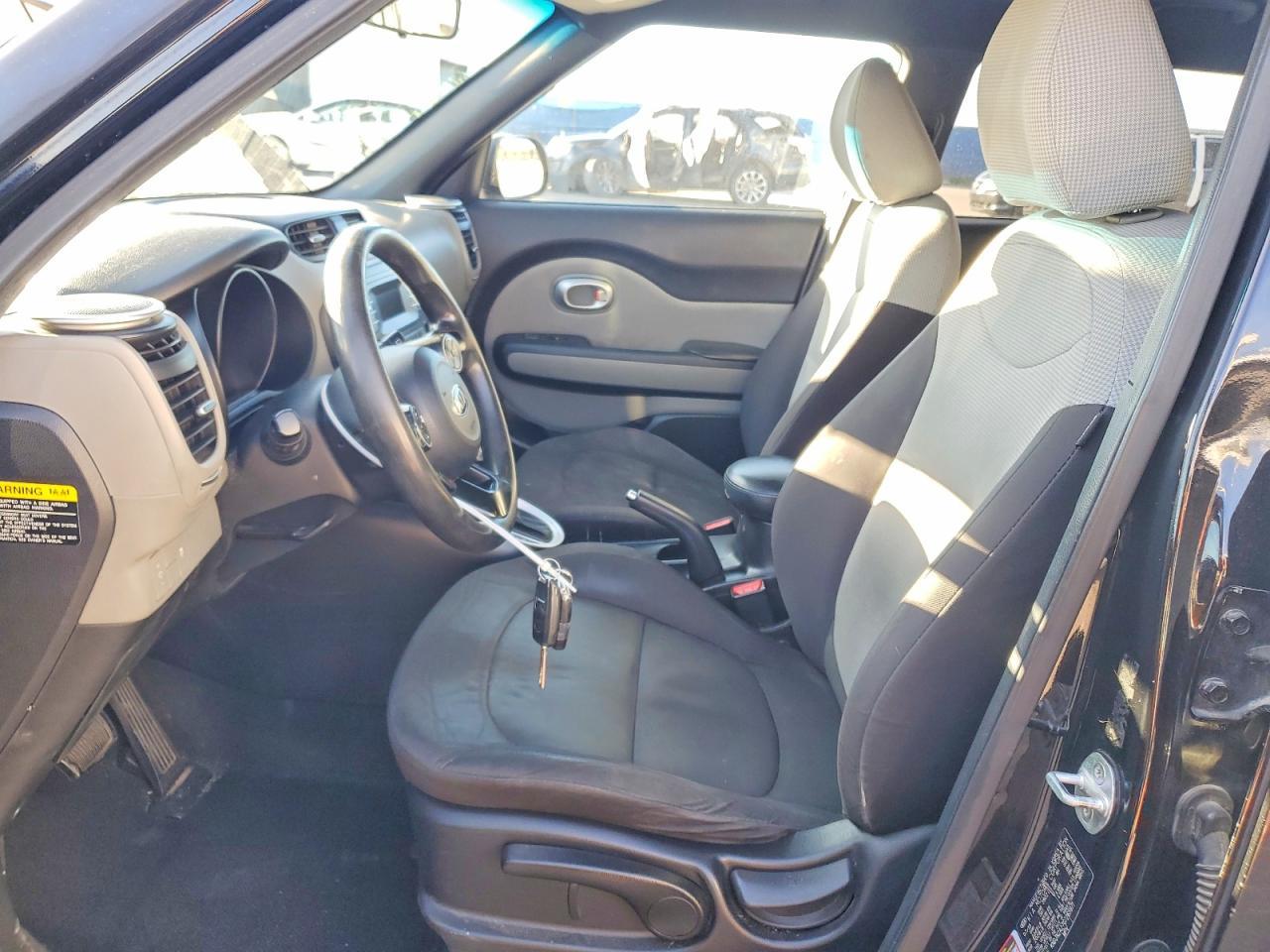 2016 KIA Soul Base