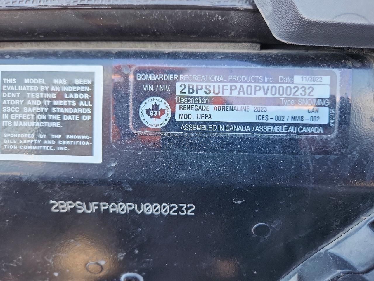 2023 Skidoo Renegade 850 ADR