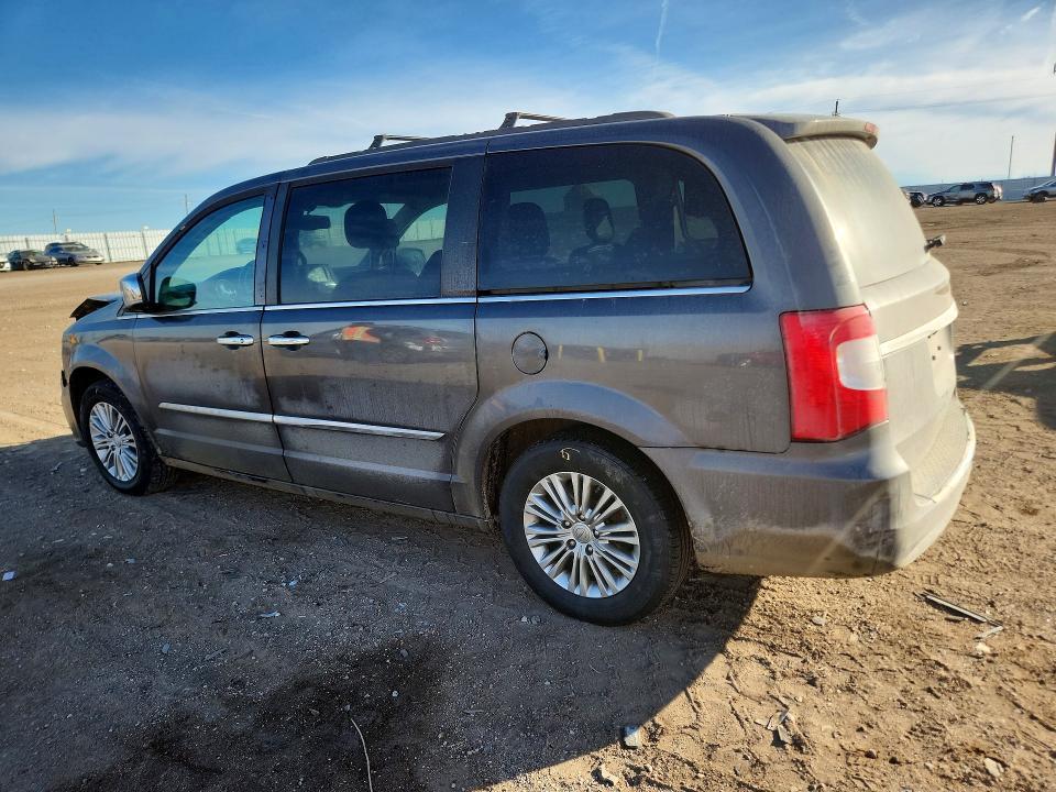 2015 Chrysler Town & Country Touring l