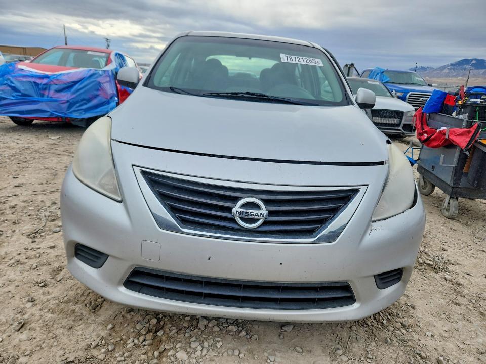 2012 Nissan Versa 1.6 s